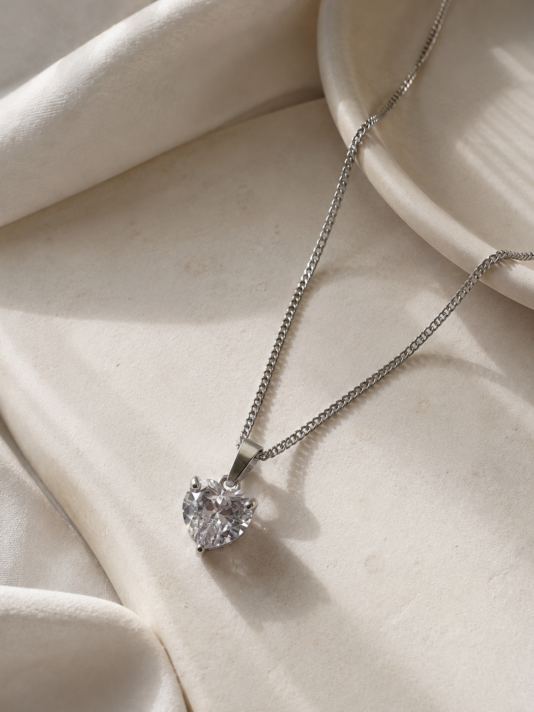 Elara Heart Necklace