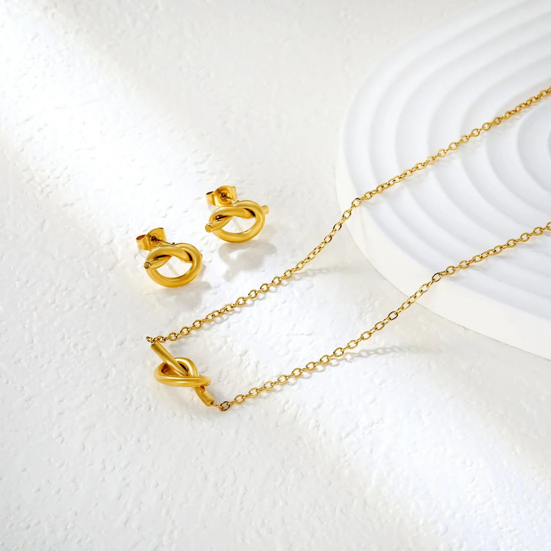 The Knot Jewelry Set